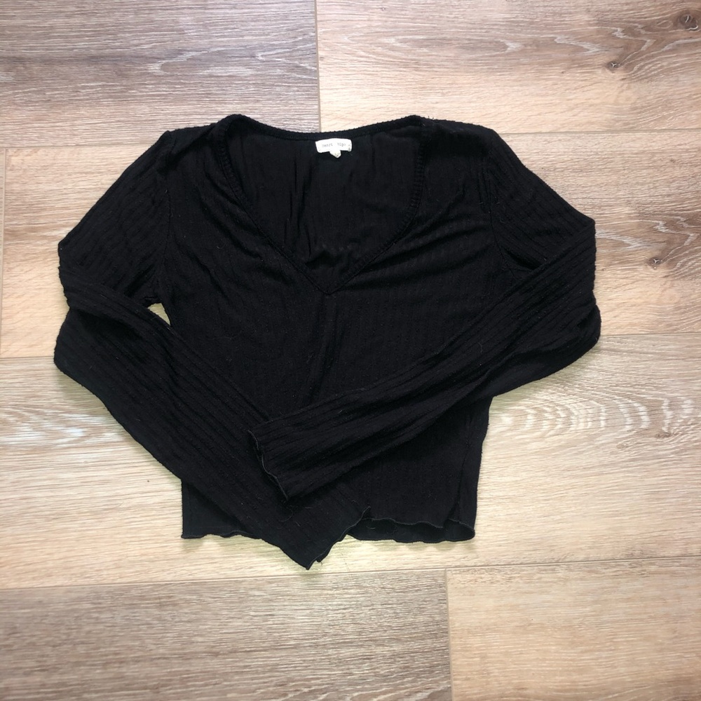 Garage black long sleeve size small